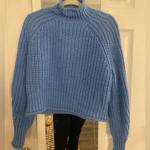H&M Thick Crochet Blue Cropped Sweater